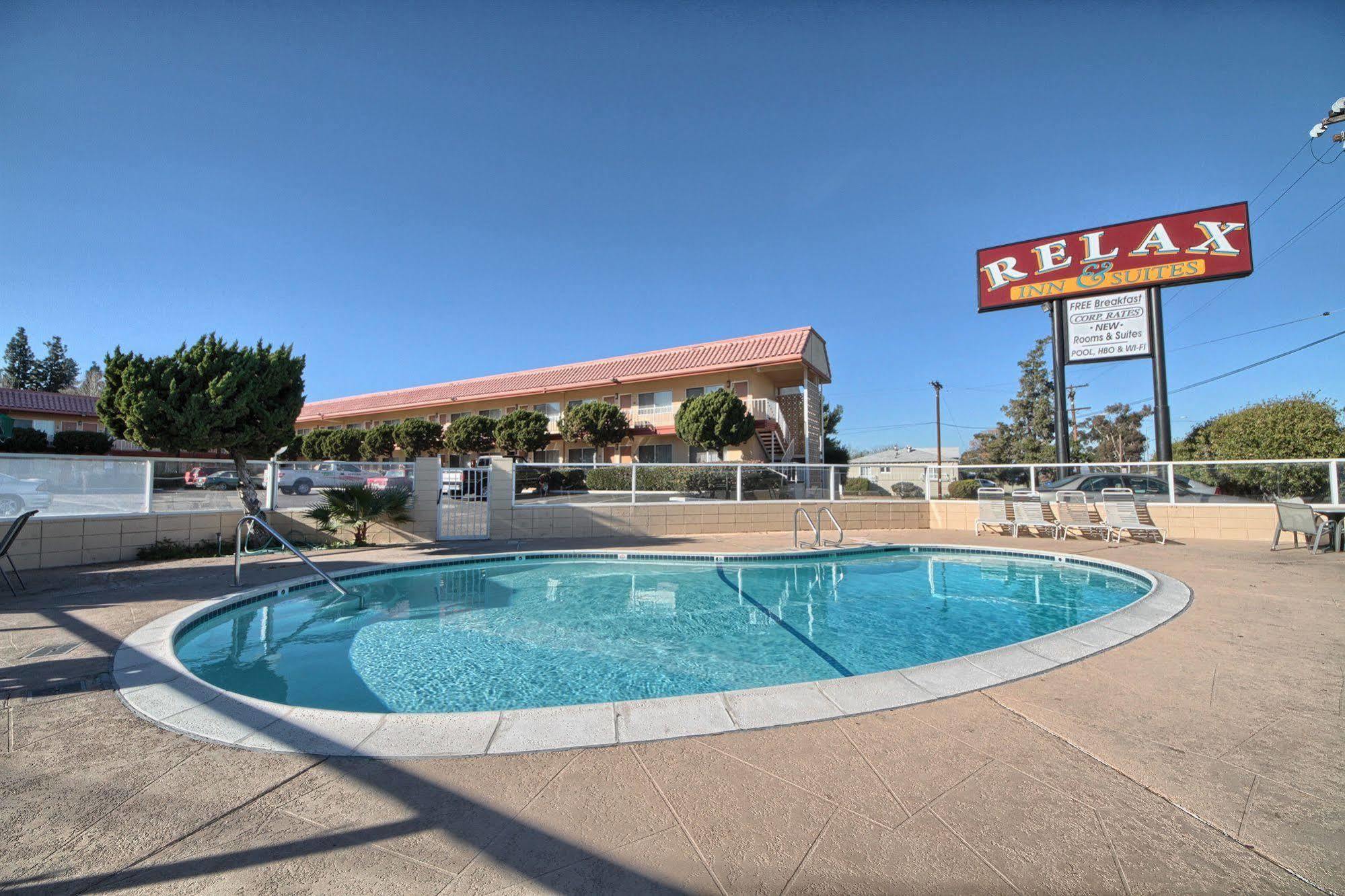 Relax Inn & Suites El Cajon Exterior photo